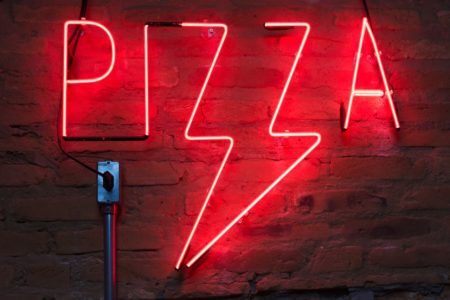 pizza_neon_sign